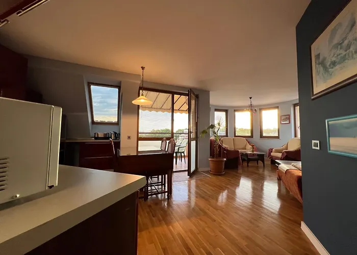 Appartement Thermae Heritage Penthouse With Garage Varna