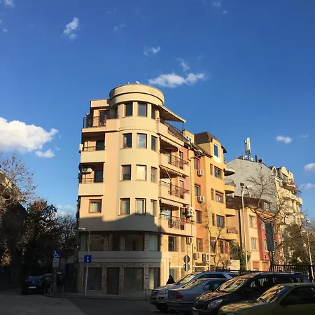 Thermae Heritage Penthouse With Garage Διαμέρισμα *